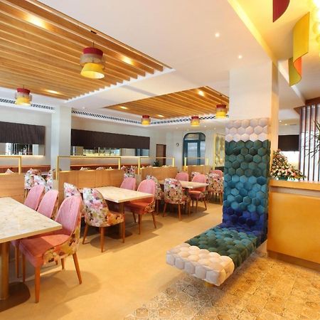 The Grand Ambassador Hotel กัตตะยัม ภายนอก รูปภาพ